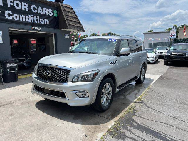 2016 Infiniti QX80 RWD photo