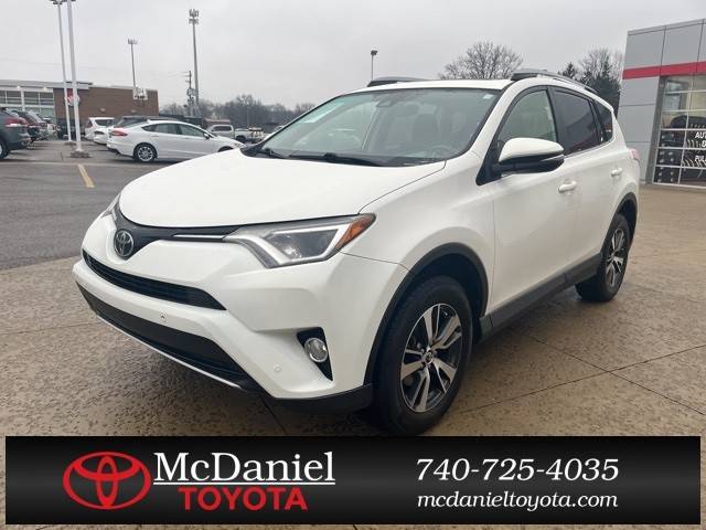 2017 Toyota RAV4 XLE AWD photo