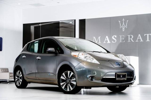 2016 Nissan Leaf SV FWD photo