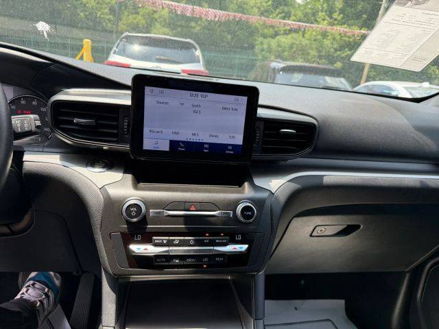 2020 Ford Explorer XLT RWD photo