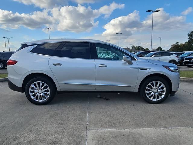 2020 Buick Enclave Essence FWD photo