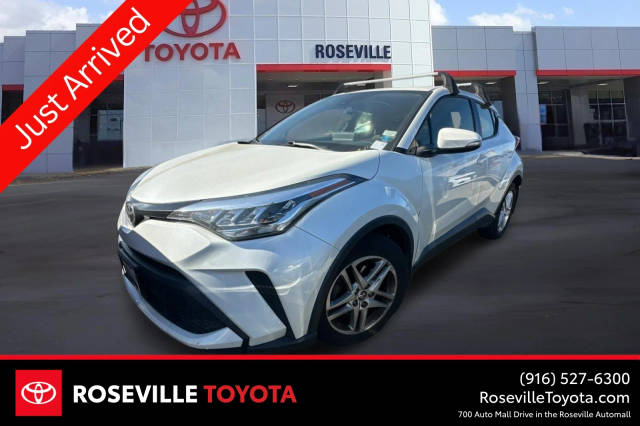 2020 Toyota C-HR LE FWD photo