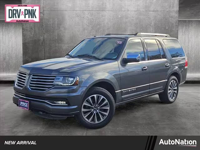 2015 Lincoln Navigator  RWD photo