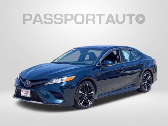 2020 Toyota Camry XSE FWD photo