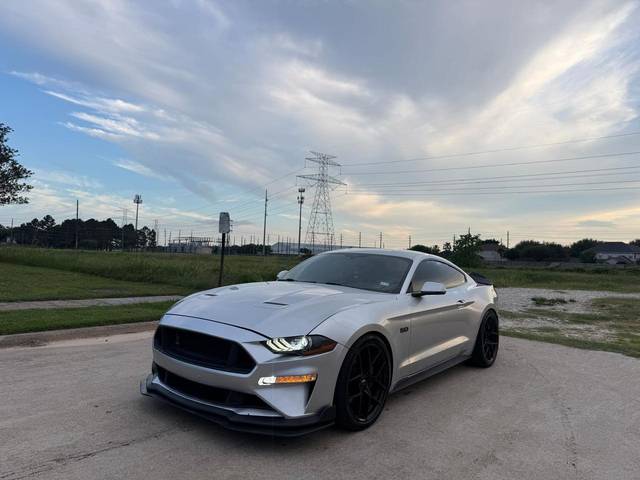 2019 Ford Mustang GT RWD photo