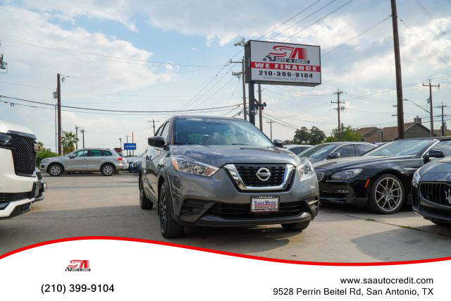 2020 Nissan Kicks S FWD photo