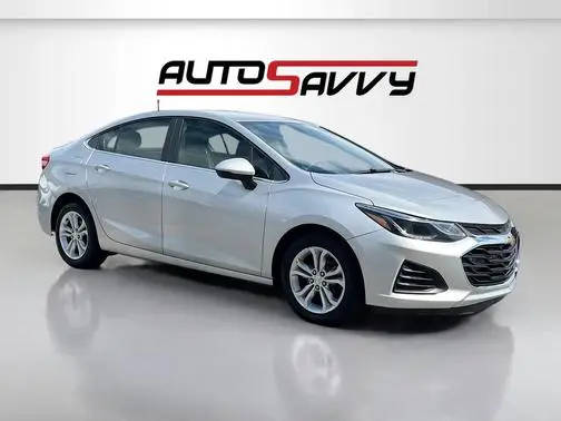 2019 Chevrolet Cruze LT FWD photo