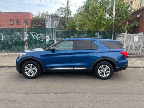 2020 Ford Explorer XLT 4WD photo