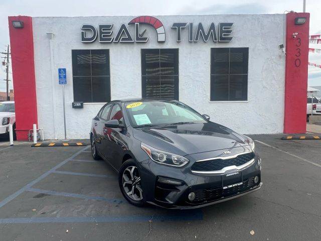 2020 Kia Forte LXS FWD photo