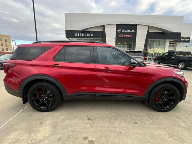 2020 Ford Explorer ST 4WD photo