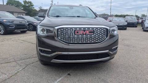 2019 GMC Acadia Denali FWD photo