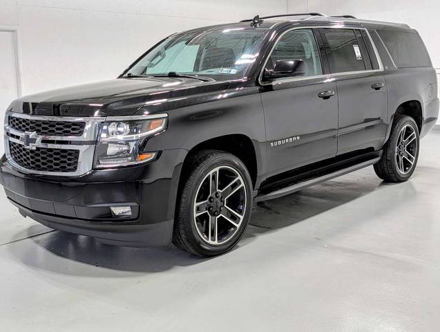 2020 Chevrolet Suburban LT 4WD photo