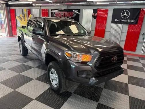 2020 Toyota Tacoma SR 4WD photo