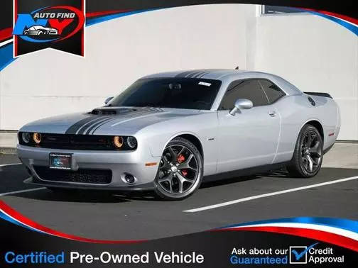 2019 Dodge Challenger R/T RWD photo