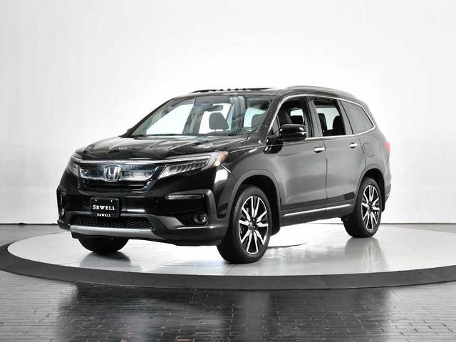 2020 Honda Pilot Touring 8-Passenger FWD photo