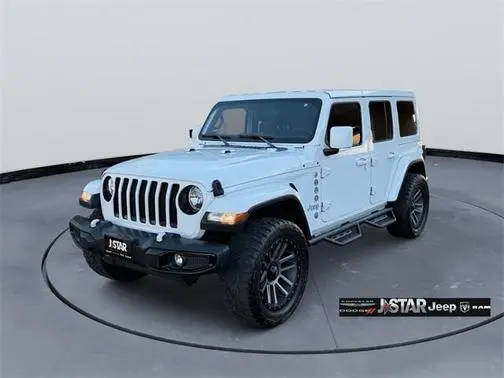 2020 Jeep Wrangler Unlimited Sahara Altitude 4WD photo
