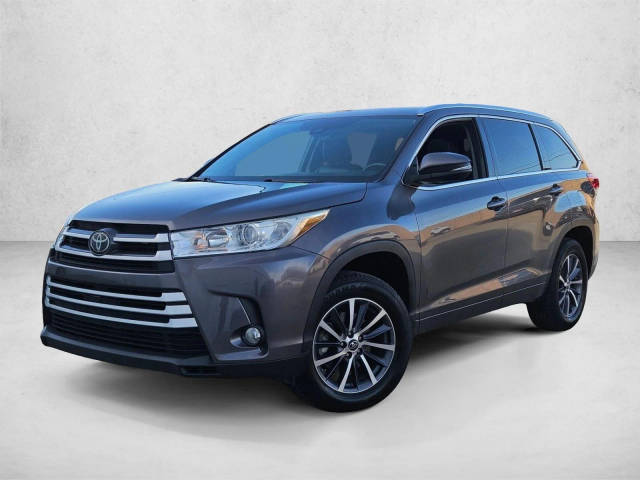 2018 Toyota Highlander XLE FWD photo