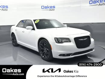 2019 Chrysler 300 300S RWD photo