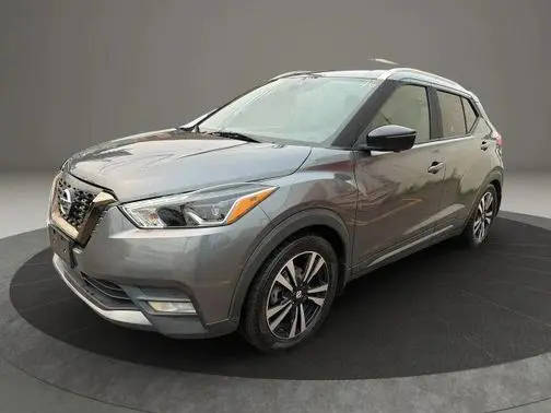 2020 Nissan Kicks SR FWD photo