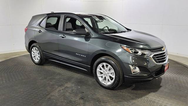 2020 Chevrolet Equinox LS AWD photo