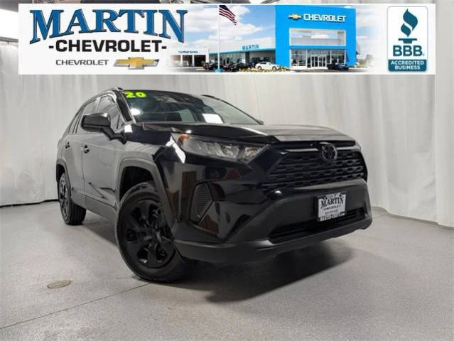 2020 Toyota RAV4 LE FWD photo