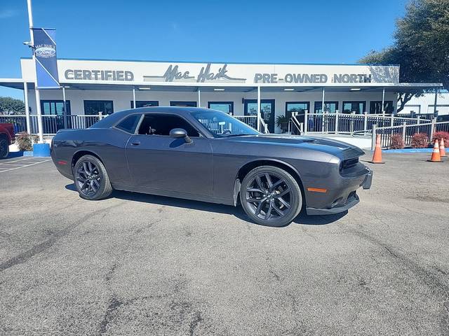 2020 Dodge Challenger SXT RWD photo