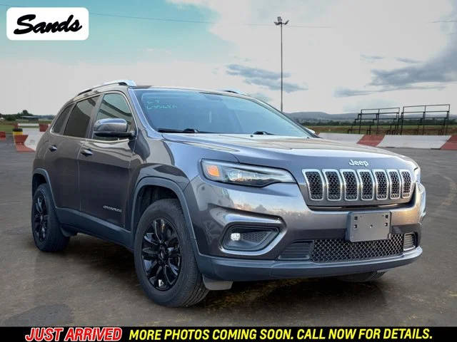 2019 Jeep Cherokee Latitude Plus 4WD photo