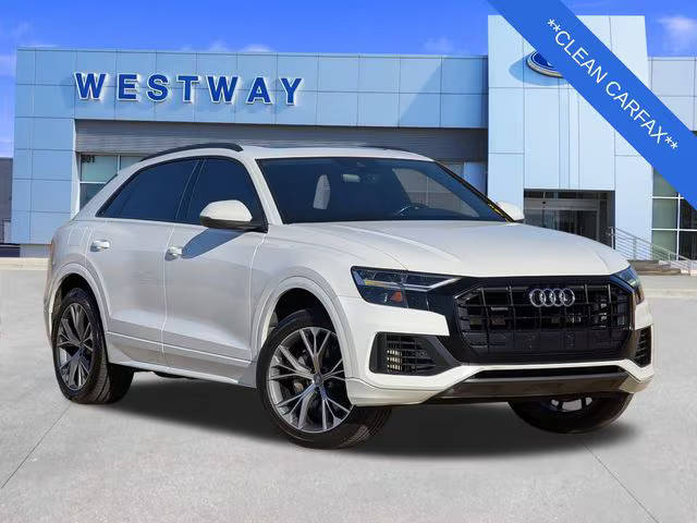 2020 Audi Q8 Premium AWD photo
