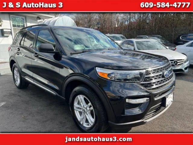 2020 Ford Explorer XLT 4WD photo