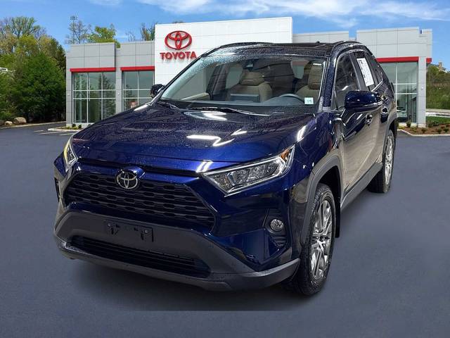 2020 Toyota RAV4 XLE Premium AWD photo