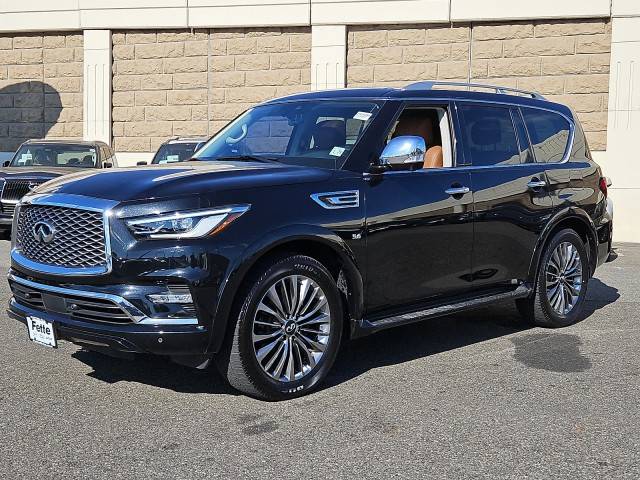 2020 Infiniti QX80 LUXE 4WD photo