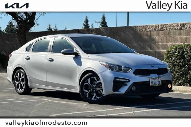 2020 Kia Forte LXS FWD photo