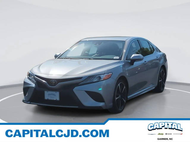 2020 Toyota Camry XSE FWD photo