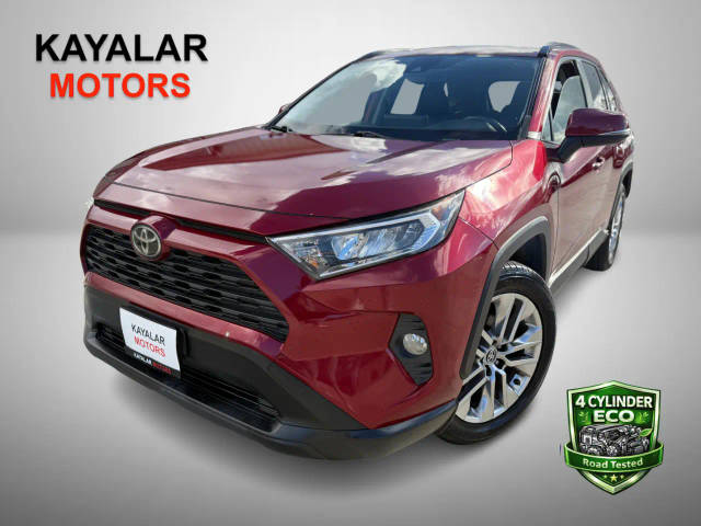 2020 Toyota RAV4 XLE Premium FWD photo