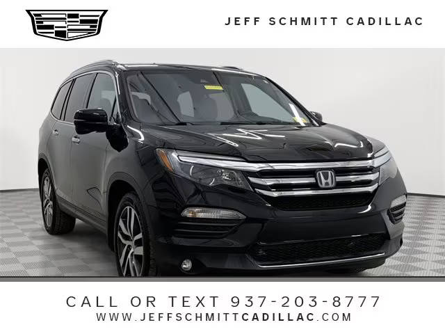 2017 Honda Pilot Touring AWD photo