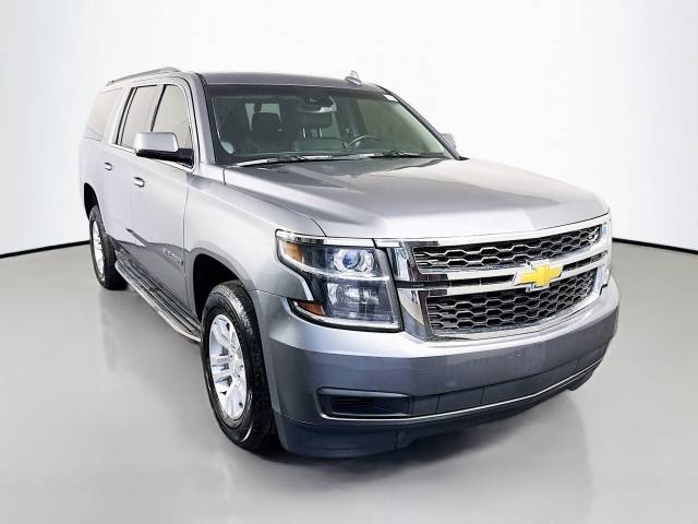 2019 Chevrolet Suburban LT 4WD photo