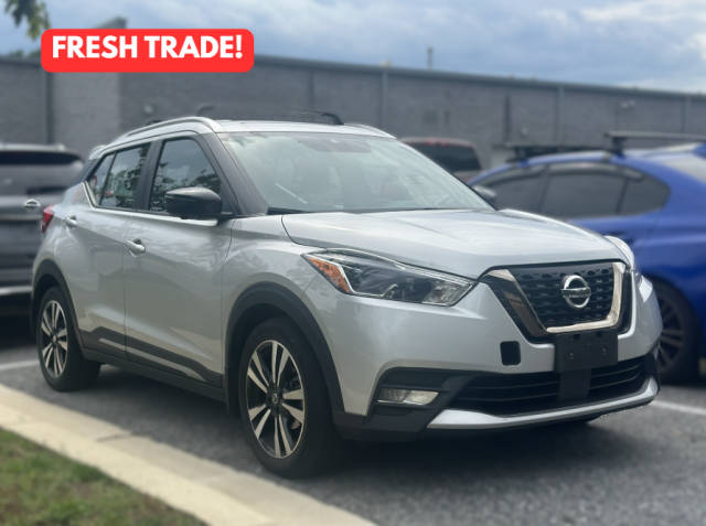 2020 Nissan Kicks SR FWD photo