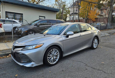 2020 Toyota Camry XLE FWD photo