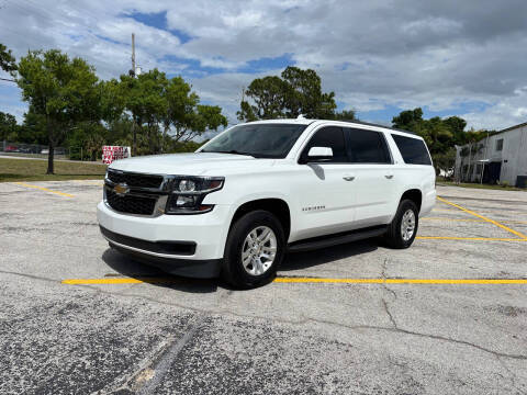 2018 Chevrolet Suburban LT RWD photo