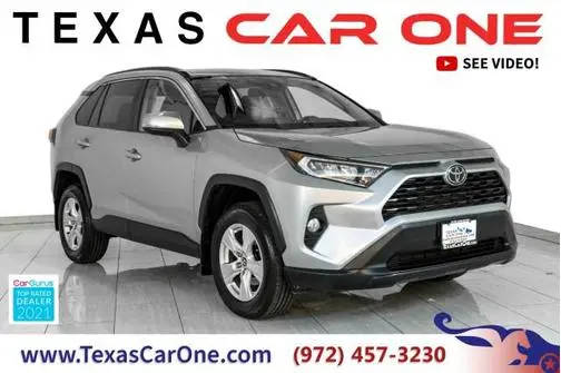 2020 Toyota RAV4 XLE AWD photo