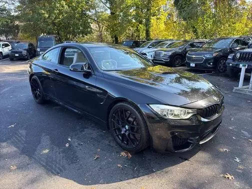 2015 BMW M4  RWD photo