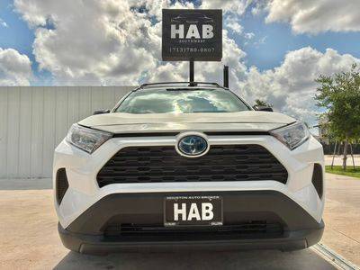 2019 Toyota RAV4 LE AWD photo