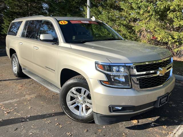 2015 Chevrolet Suburban LT 4WD photo