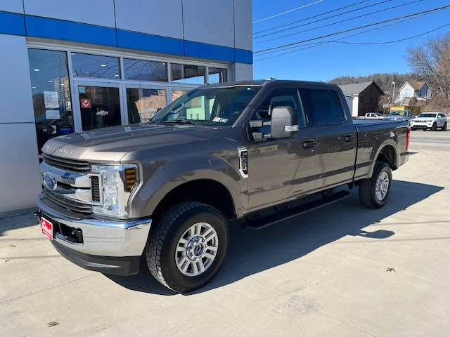 2019 Ford F-250 Super Duty XLT 4WD photo