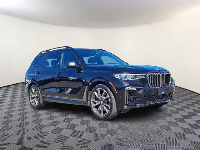 2020 BMW X7 M50i AWD photo