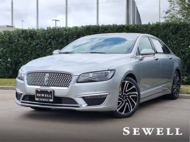 2020 Lincoln MKZ Reserve FWD photo