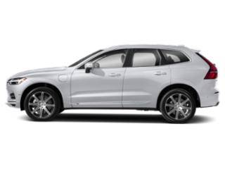 2020 Volvo XC60 Momentum AWD photo