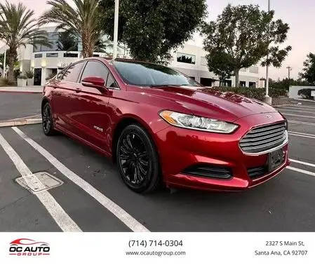 2015 Ford Fusion SE Hybrid FWD photo