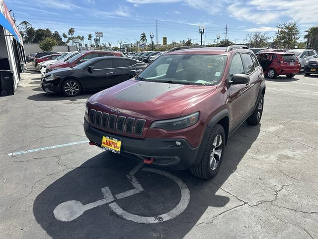 2019 Jeep Cherokee Trailhawk 4WD photo