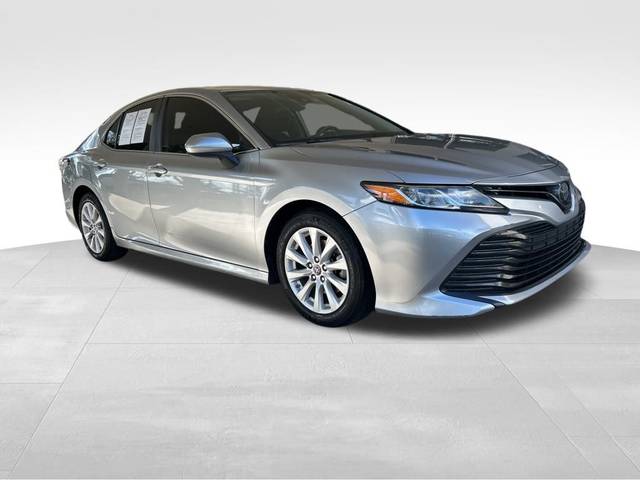 2019 Toyota Camry LE FWD photo